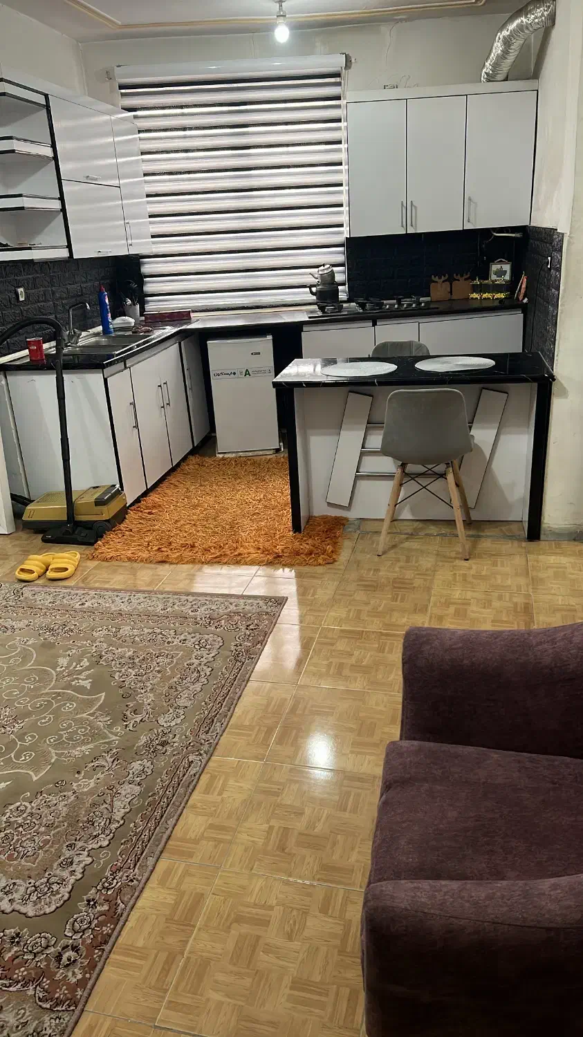 اجاره روزانه تک واحد بر اصلی خیابان دربست|اجارهٔ کوتاه‌مدت آپارتمان و سوئیت|رشت, حمیدیان|دیوار