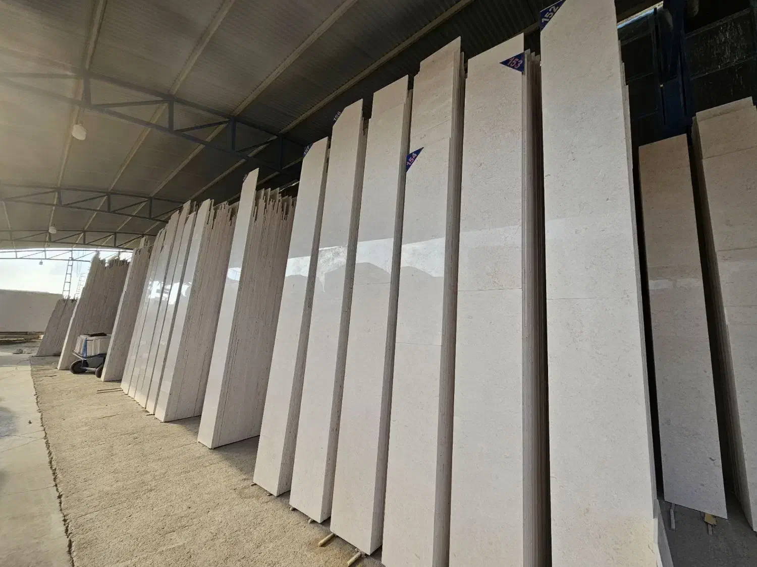 سنگی امروز میتونه پروژت رو متحول کنه سنگ نما|حراج|کازرون, |دیوار