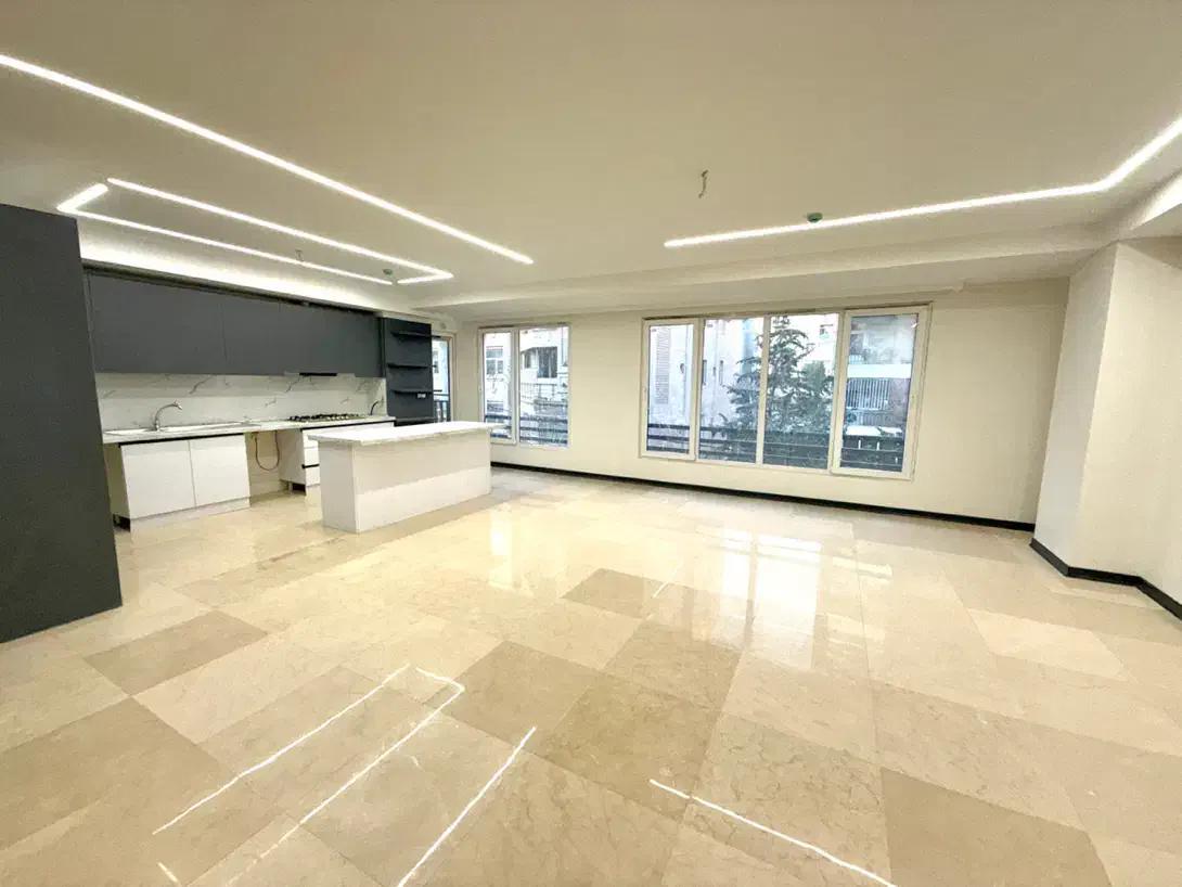 ۱۴۰ متر/ نوساز کلید نخورده/طبقه۳/فول