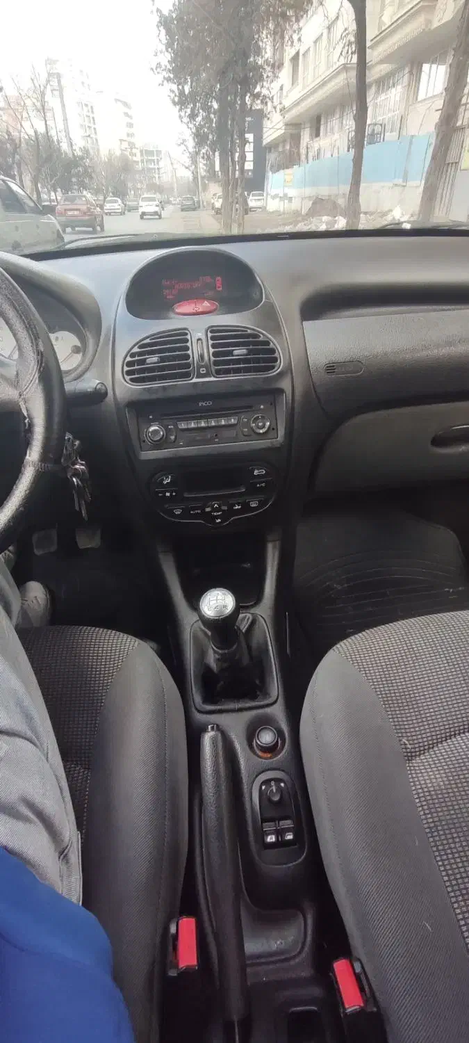 206 sd مدل 98|خودرو سواری و وانت|اراک, |دیوار