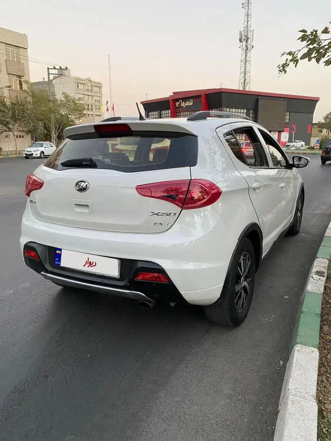 لیفان x50 بدون رنگ کمکار اتوماتیک|خودرو سواری و وانت|مشهد, شهید بهشتی|دیوار