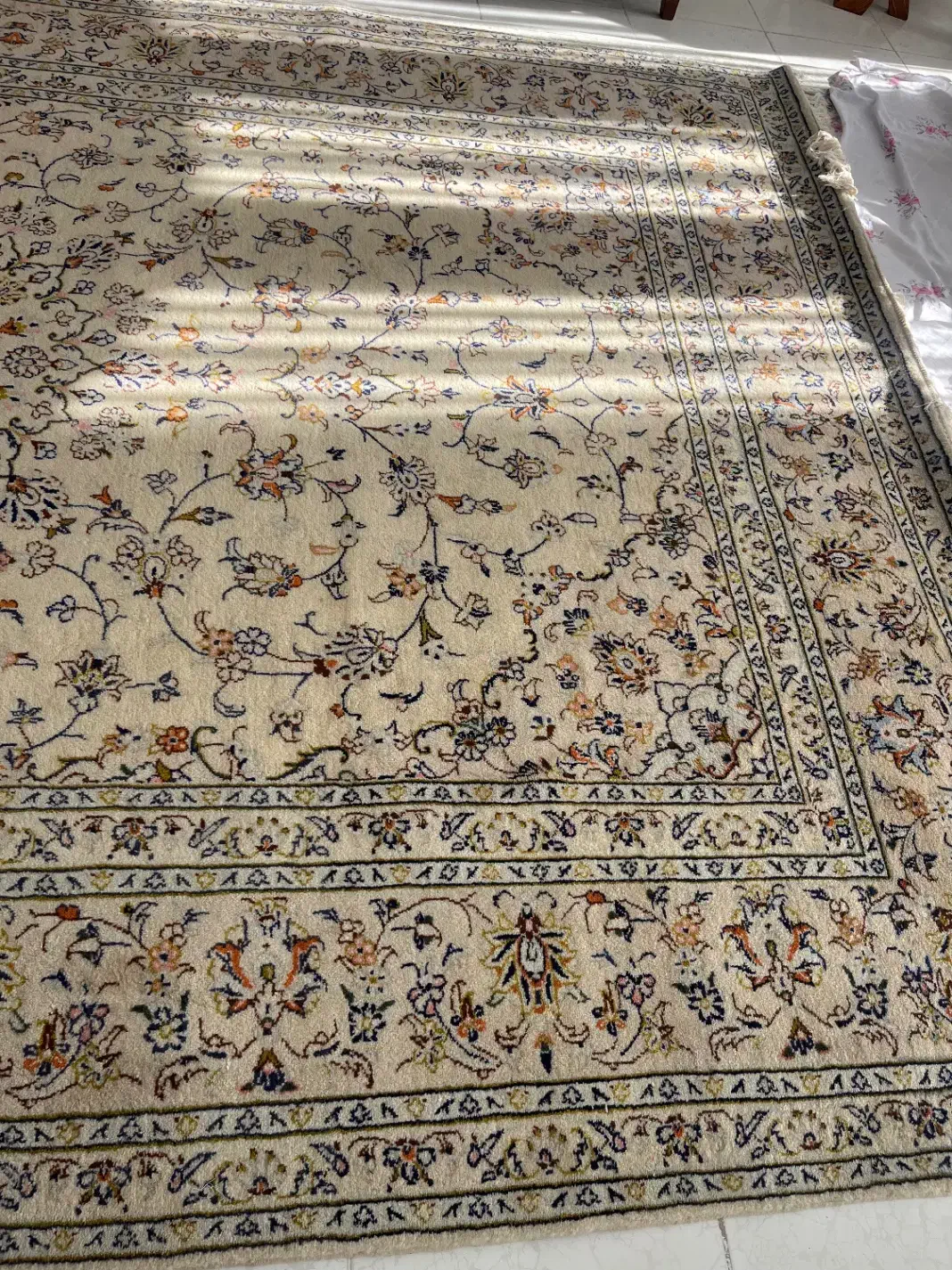 فرش دستبافت ۹متری در حد نو تمیز لوله شده|فرش|قزوین, |دیوار