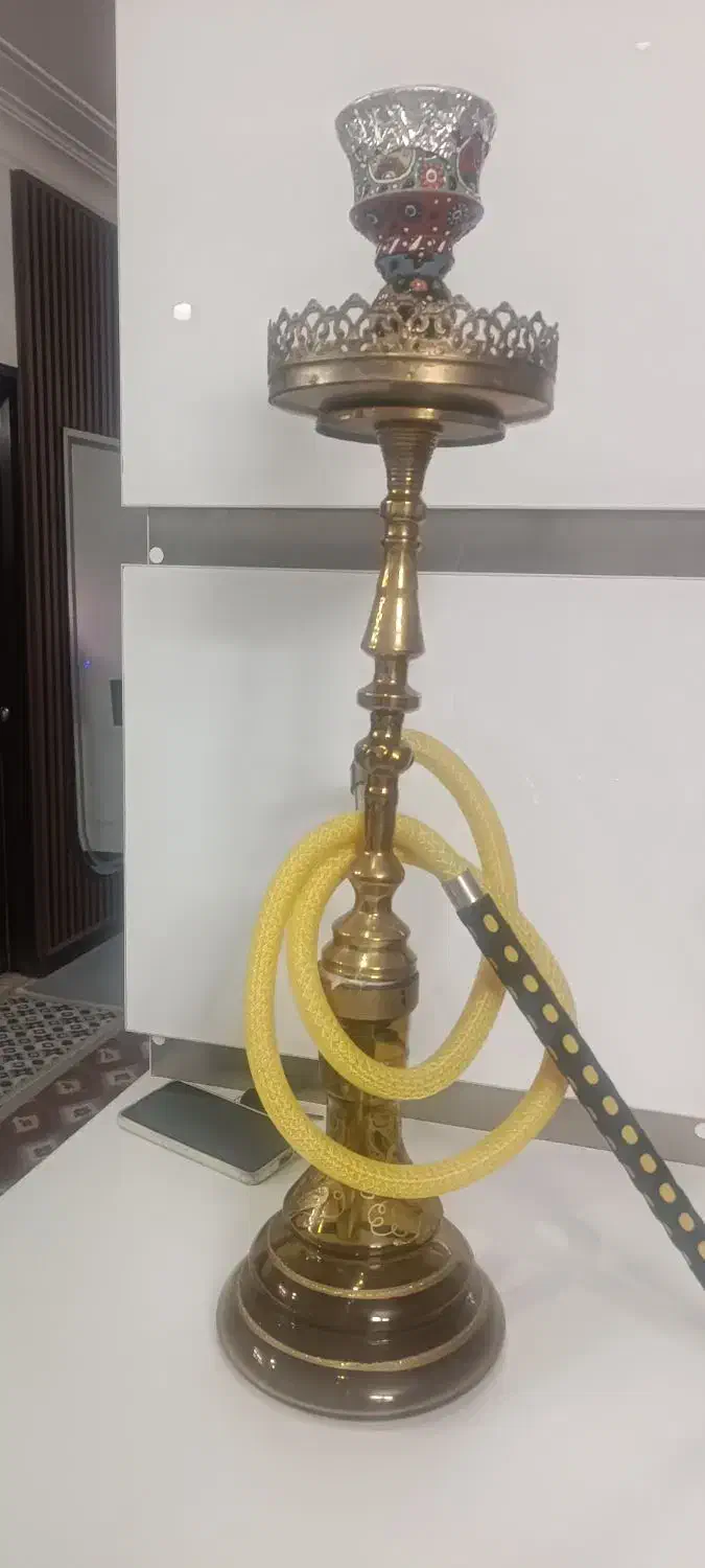 قلیان برنجی شاه عباسی|کلکسیون اشیاء عتیقه|قم, نخودی|دیوار