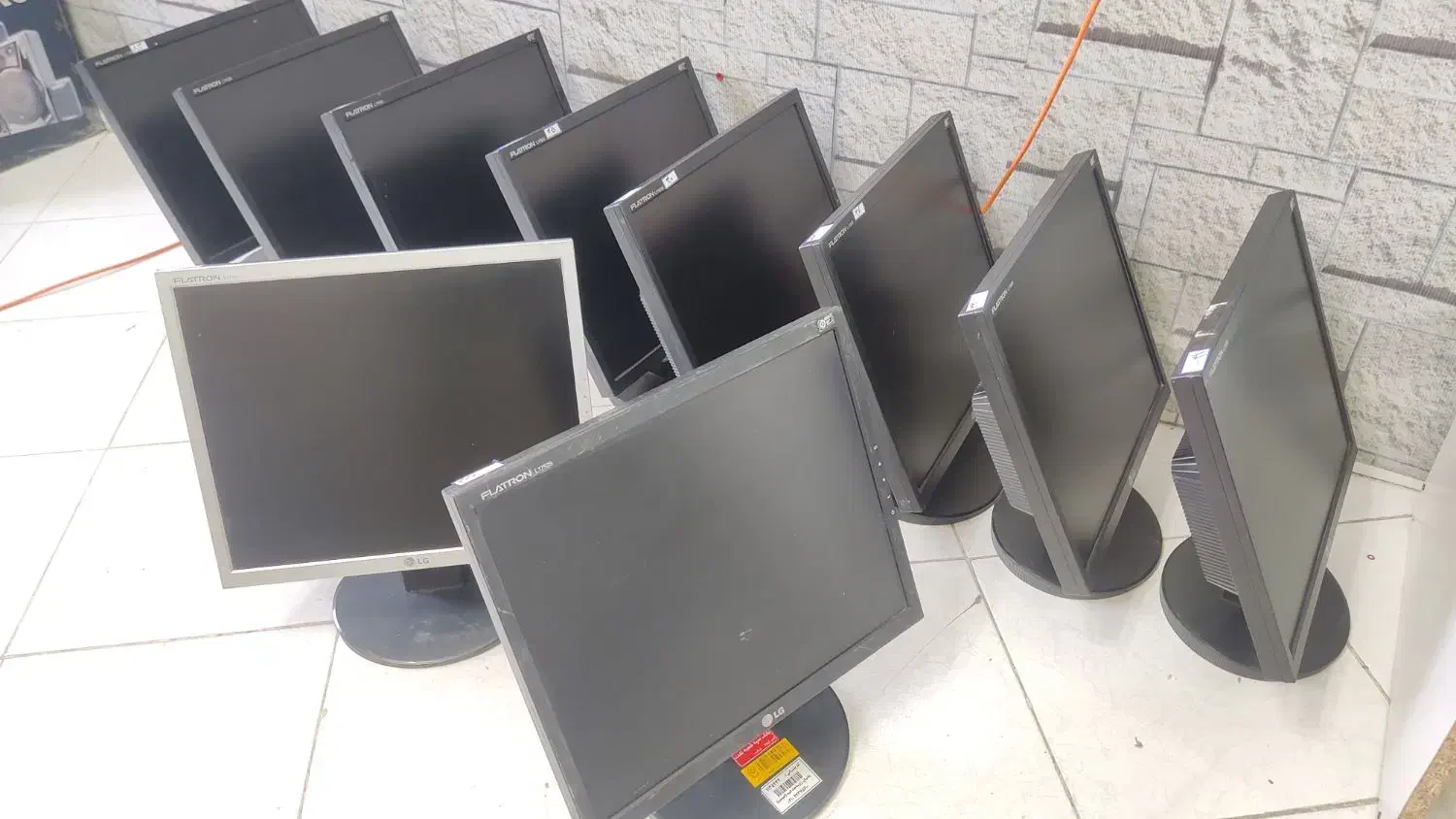 مانیتور W1752s ال جی فلترون با ضمانت|قطعات و لوازم جانبی رایانه|کرمانشاه, |دیوار