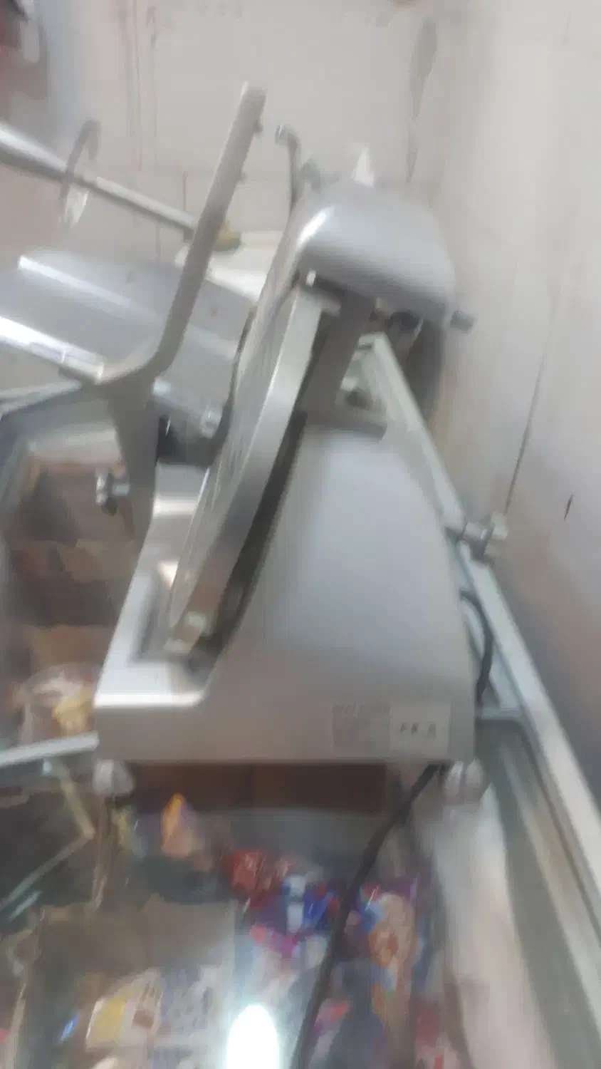 یخچال فریز سوپر مارکت در حد نو|فروشگاه و مغازه|اهواز, نادری|دیوار