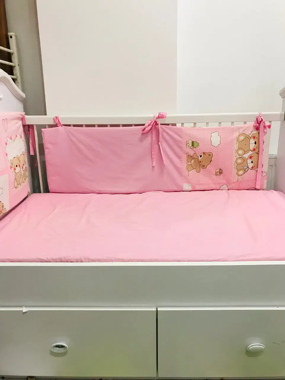 تخت کودک (نوزاد تا۷ سال)گهواره ای کناره مادر|تخت و سرویس خواب|نوشهر, |دیوار