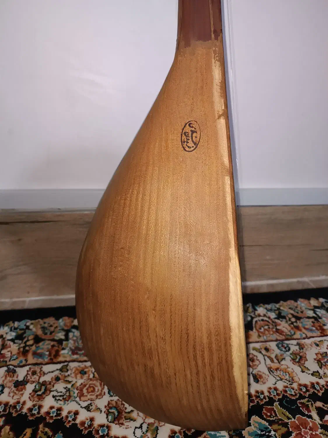 دوتار خوش صدا|سازهای سنتی|شیروان (خراسان), |دیوار