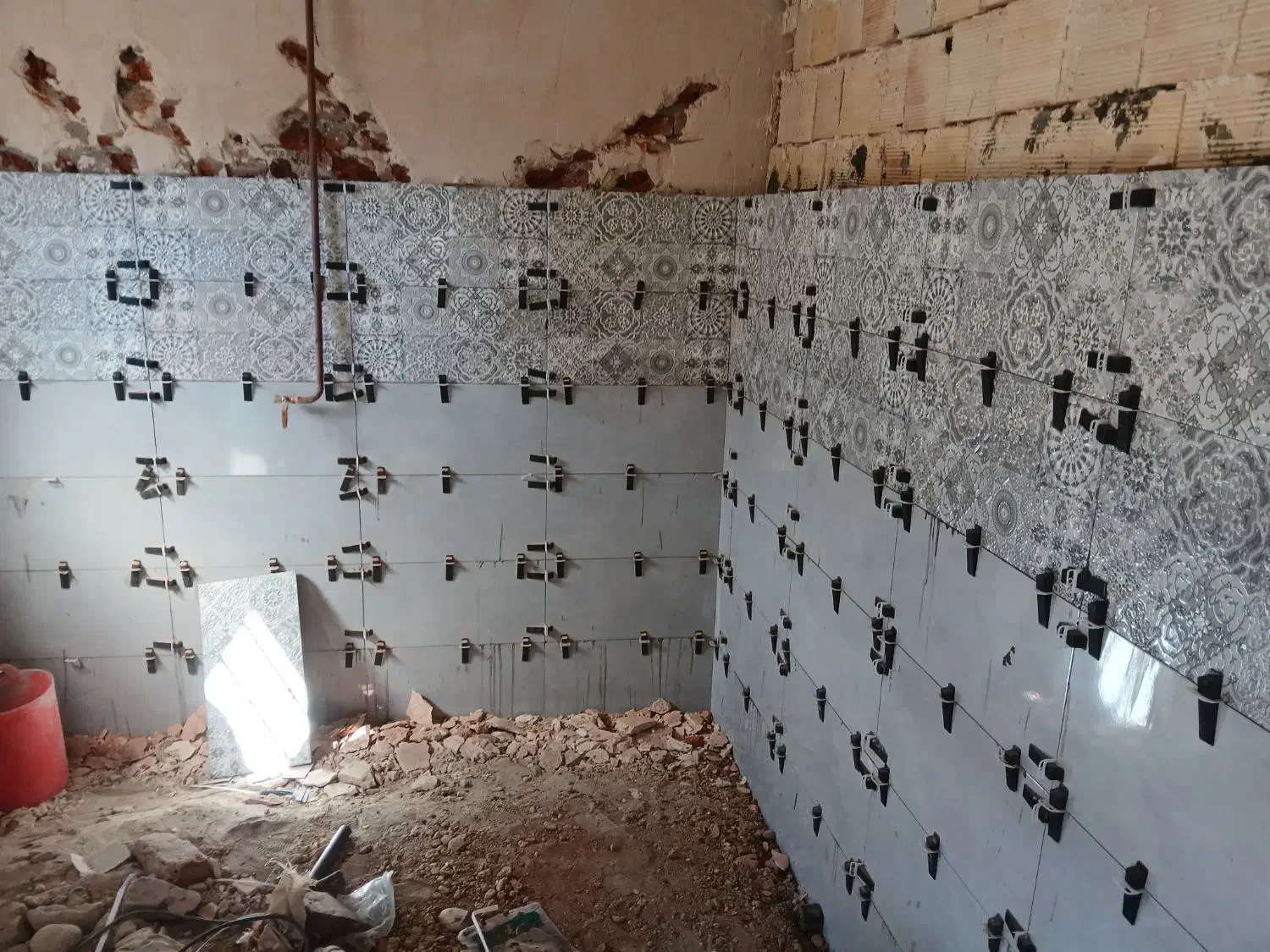 انجام خدمات کاشی کاری ونما ساختمان|خدمات پیشه و مهارت|بناب, |دیوار