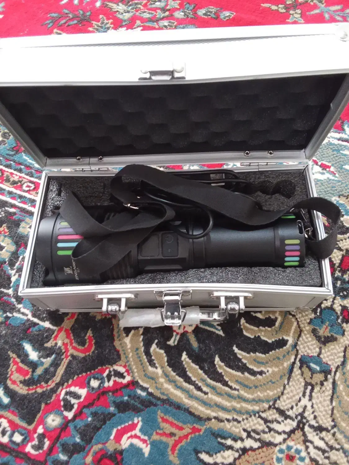 چراغ قوه قوی زینگارو|لامپ و چراغ|میاندوآب, |دیوار