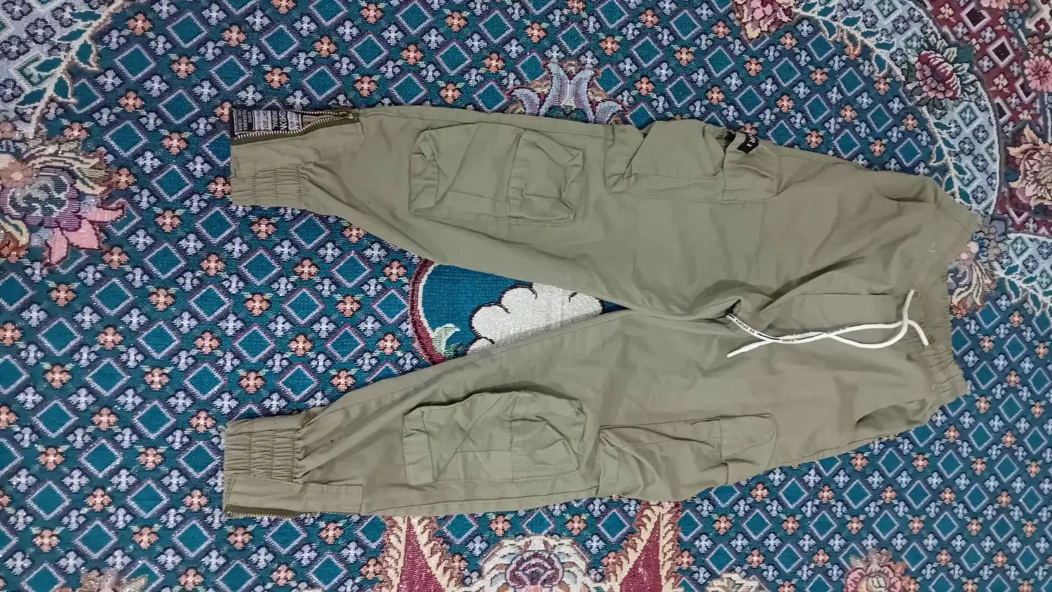 پیرهن و شومیز|لباس|زنجان, |دیوار