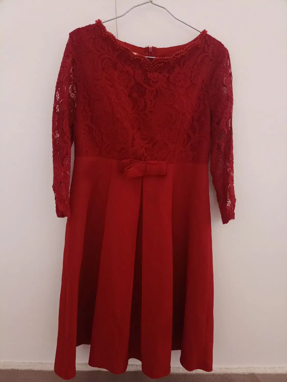 لباس مجلسی|لباس|بزینه رود, |دیوار