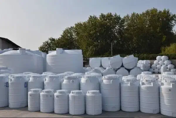 انواع تانکر های پلاستیکی سه لایه و چهار لایه|عمده‌فروشی|بانه, |دیوار