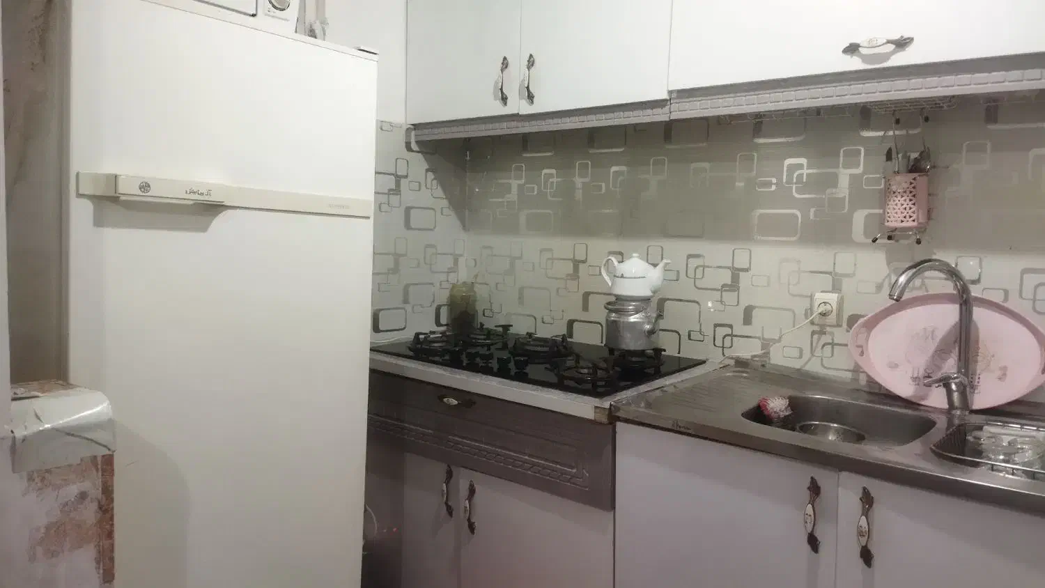 سویت تمیز مرتب در سیدی|اجارهٔ کوتاه‌مدت آپارتمان و سوئیت|مشهد, شهرک بهارستان|دیوار