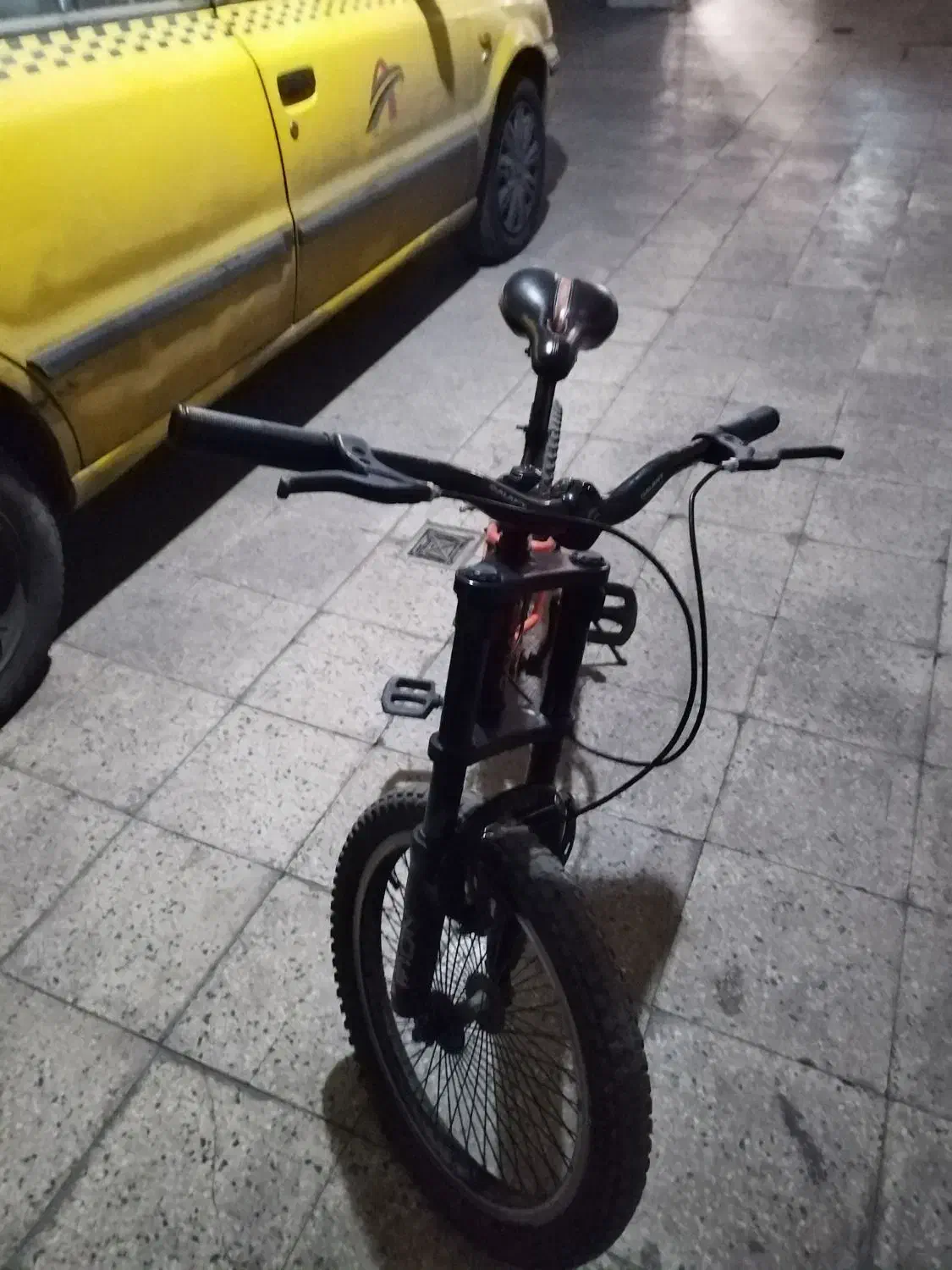 دوچرخه ۲۰|دوچرخه، اسکیت، اسکوتر|قدس, شهر‌قدس|دیوار