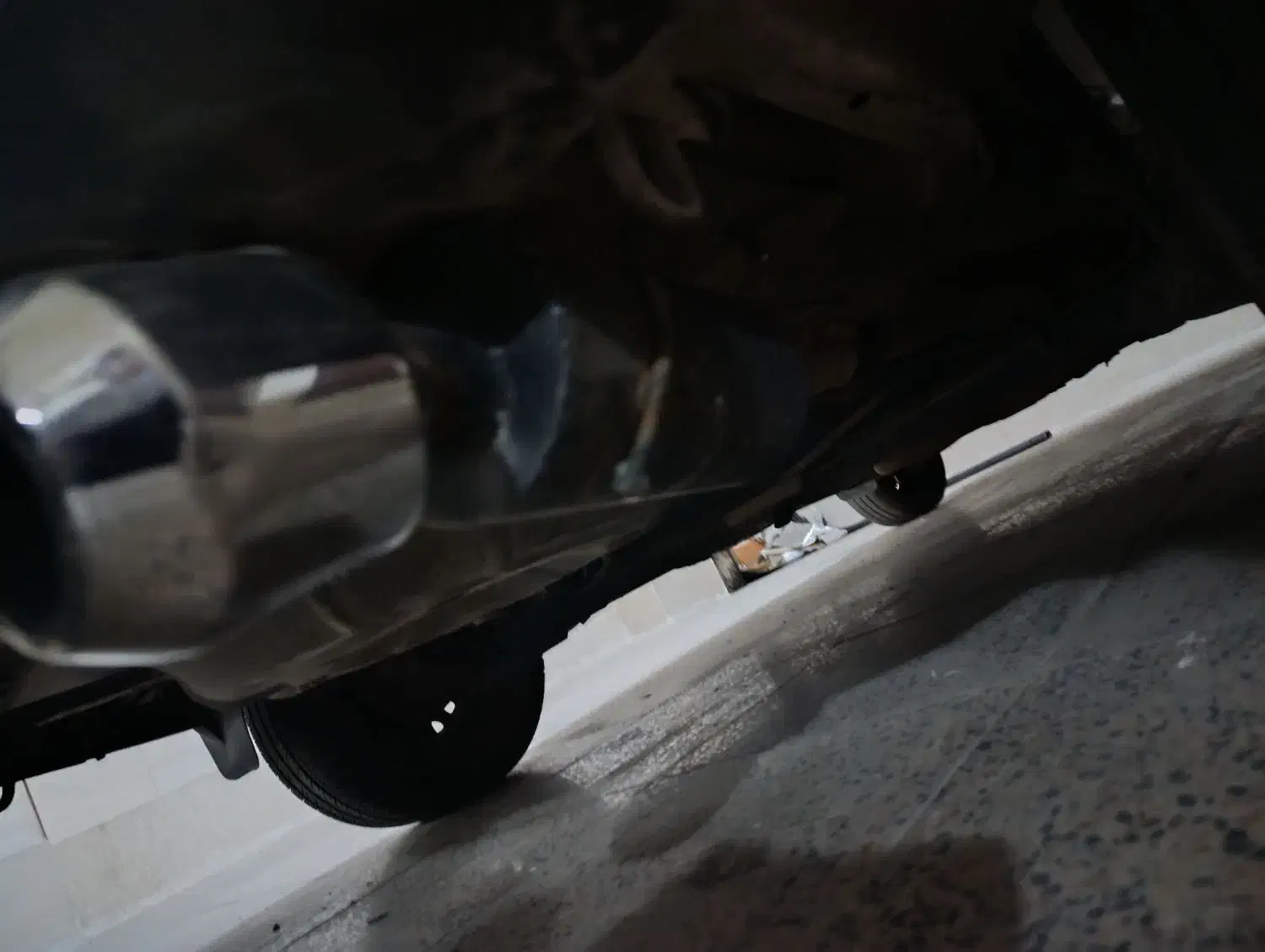 اگزوز|قطعات یدکی و لوازم جانبی|فولادشهر, مسکن مهر فولادشهر|دیوار