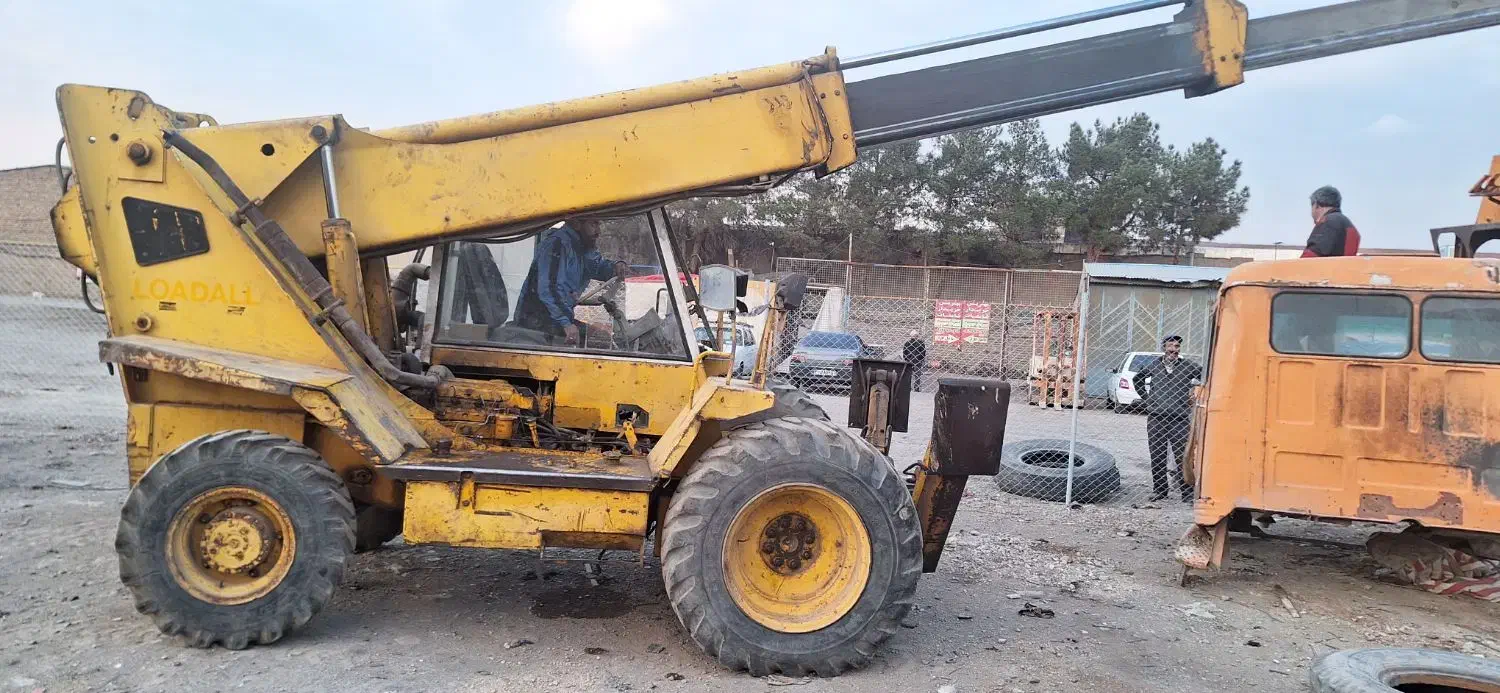 لیفتراک ۵تن|خودرو سنگین|رباط‌کریم, رباط‌کریم|دیوار