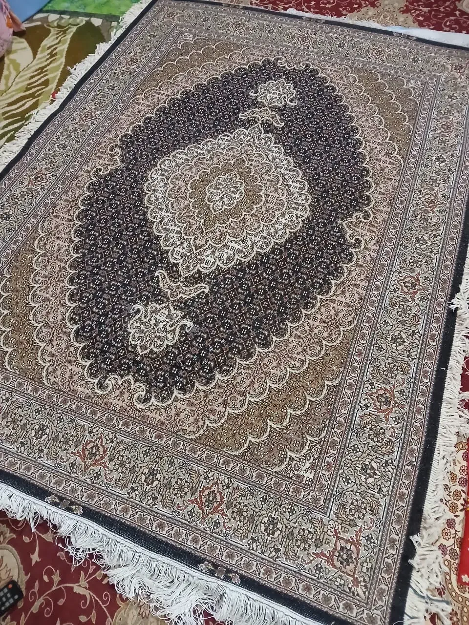 متراژ قالیچه دستباف ۲ در ۱/۵۰ نیم|فرش|خوی, |دیوار