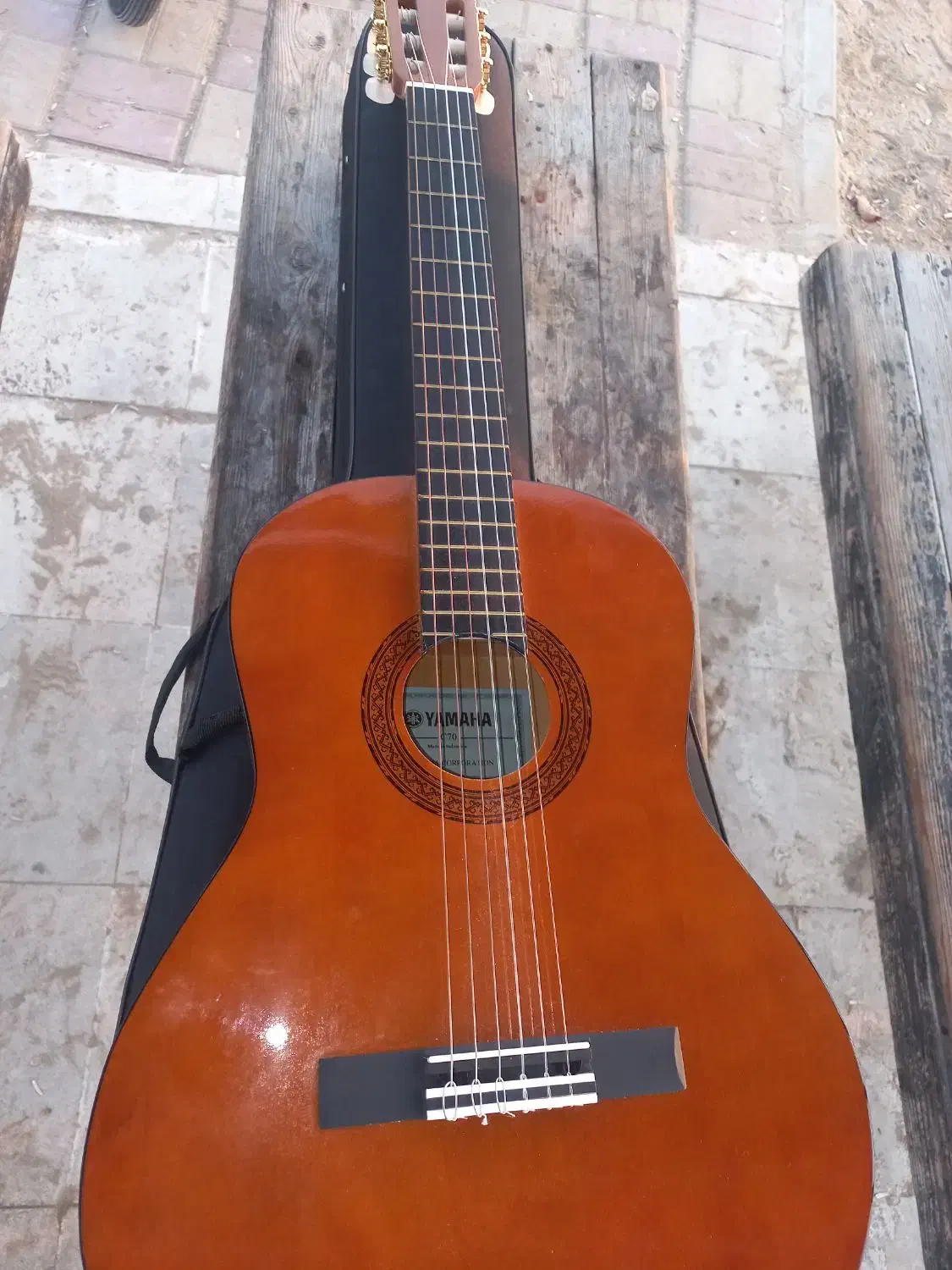 گیتار c70 اصل|گیتار، بیس، امپلیفایر|بندرعباس, |دیوار