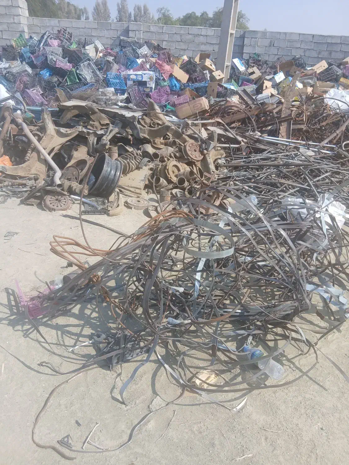 خریدار ضایعات اهن  المینیوم  کارتن|خدمات پیشه و مهارت|کهنوج, |دیوار