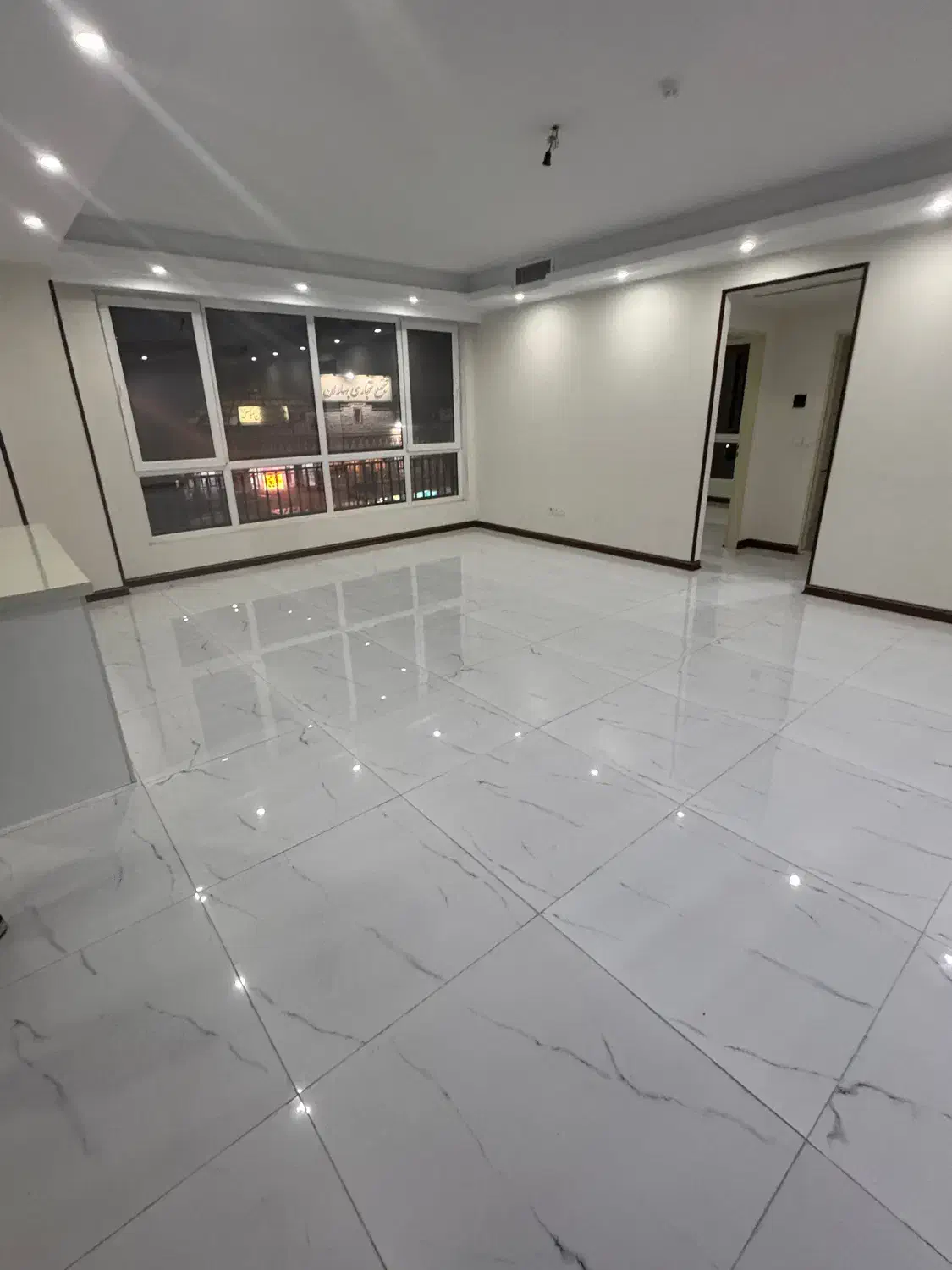 ۱۲۵متر/دو خواب /خطی رو به آفتاب/کلید نخورده