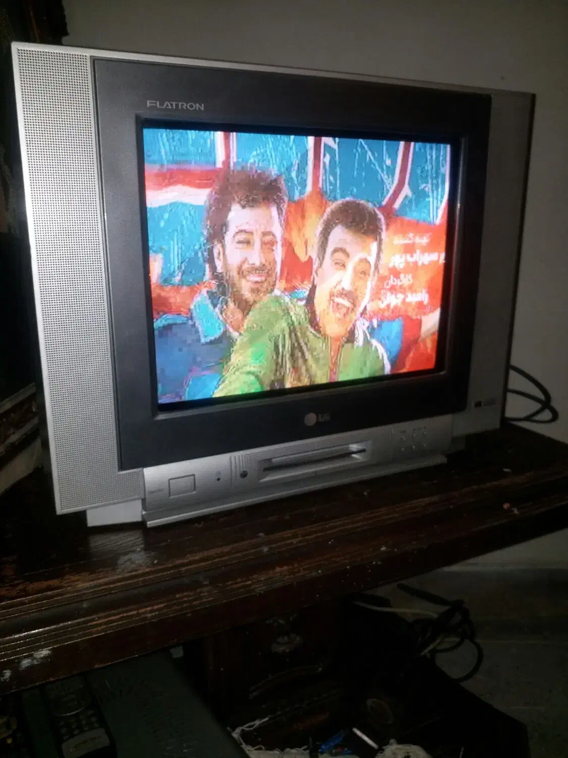 تلویزیون ال جی  صفحه تخت 14اینچ درحدنو|تلویزیون و پروژکتور|تهران, صد دستگاه|دیوار