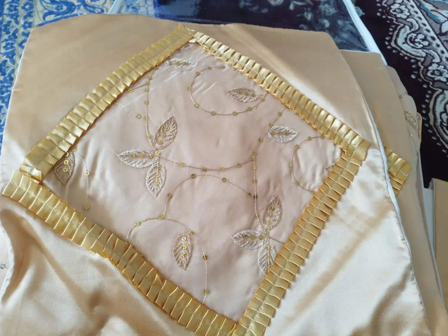 روتختی|سرویس روتختی|شیراز, شیشه‌گری|دیوار