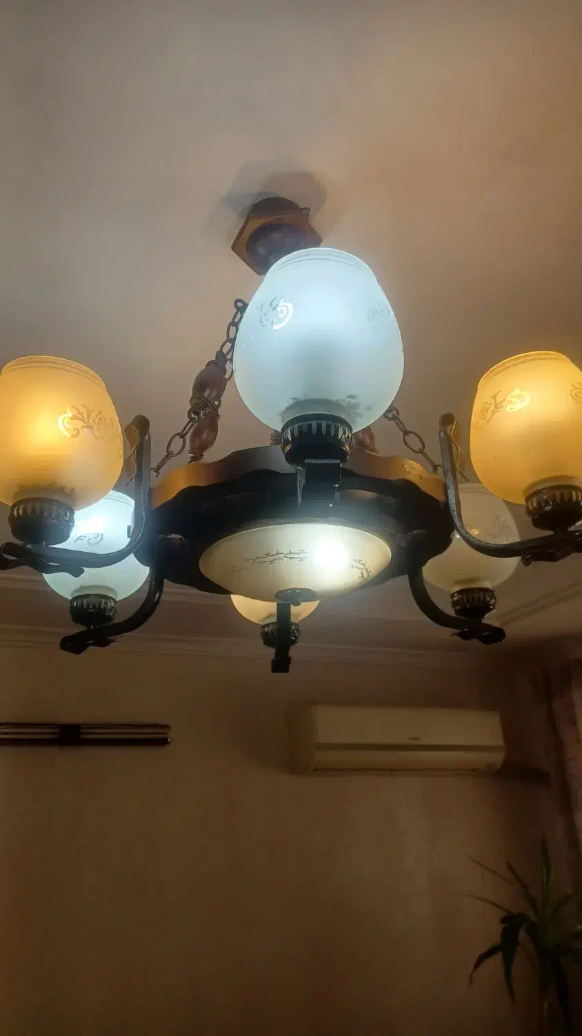 لوستر شش شاخه|لوستر و چراغ آویز|رشت, توشیبا|دیوار