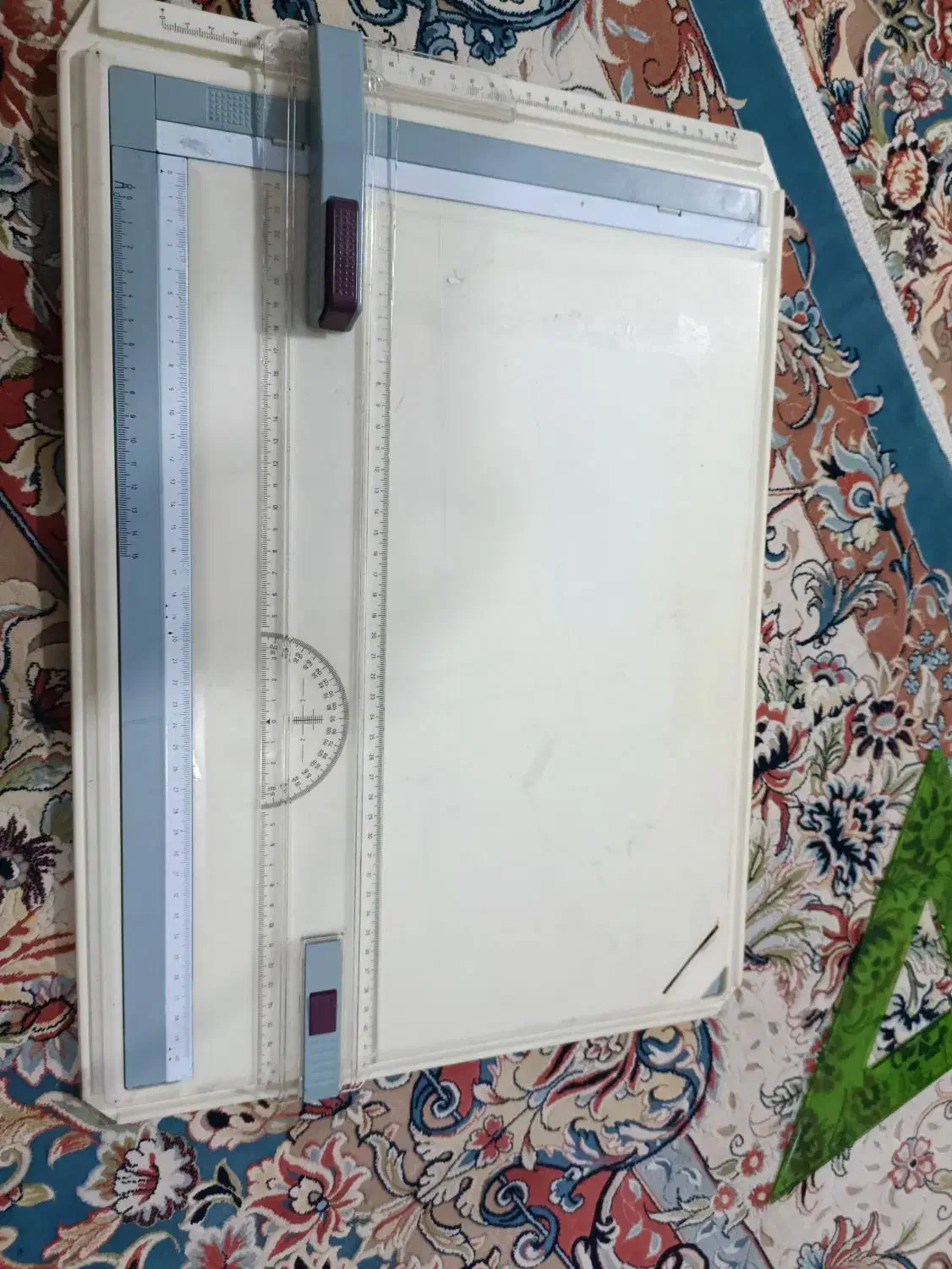 تخته رسم c.class|لوازم التحریر|شهریار, شهریار|دیوار