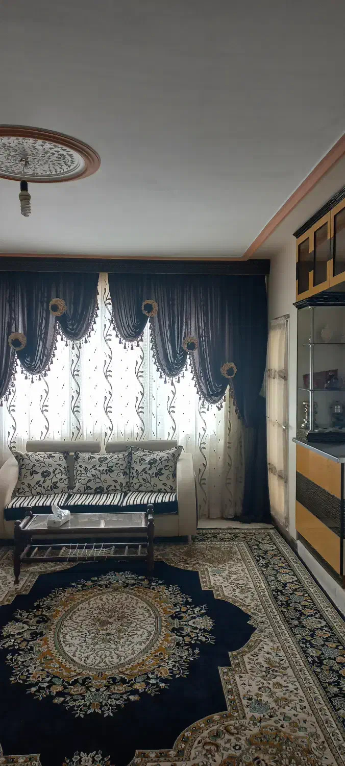 آپارتمان ۶۰ متری شهرک ۲۲ بهمن|فروش آپارتمان|کاشان, شهرک ۲۲ بهمن|دیوار