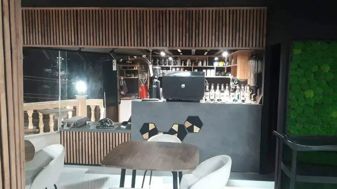 کافه بام لند|خدمات پذیرایی، مراسم|بروجرد, |دیوار