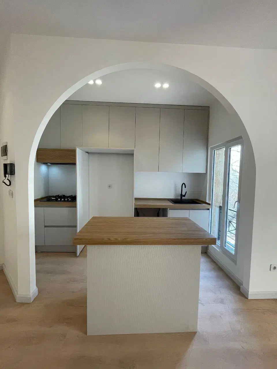 کنافکاری سقف کاذب کناف ایران + برقکاری نقاشی|خدمات پیشه و مهارت|اردبیل, |دیوار