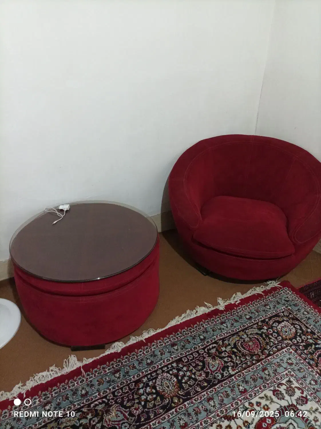 مبل راحتی نیم ست بامیز|مبلمان خانگی و میز عسلی|اسدآباد, |دیوار
