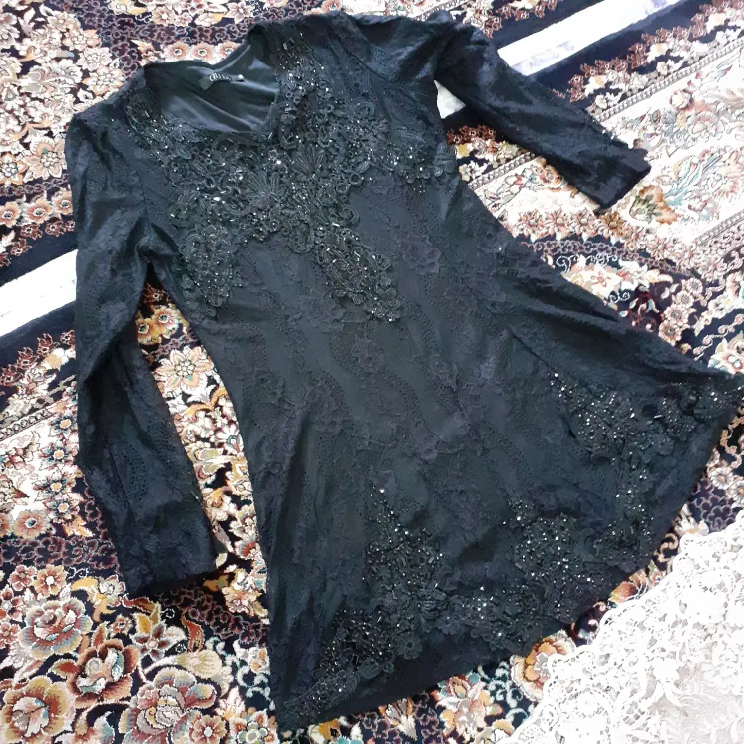 ۳ عدد لباس گیپور کارشده|لباس|ری, فیروزآباد|دیوار