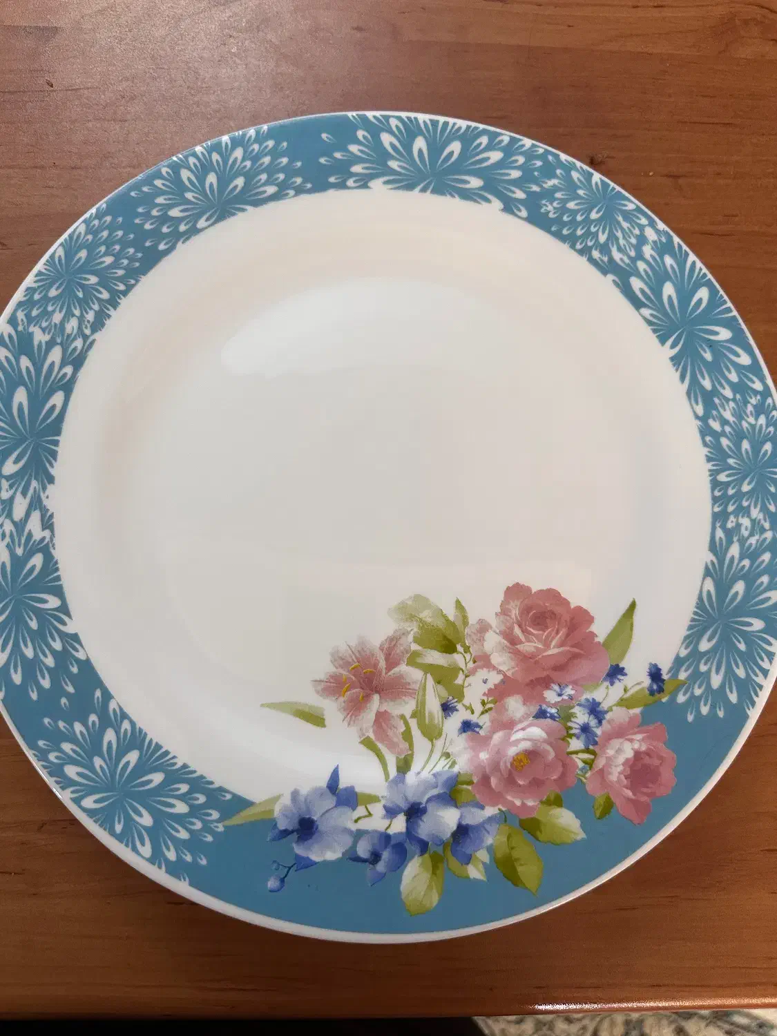 تعدادی ظروف آشپزخانه|ظروف سرو و پذیرایی|تهران, اختیاریه|دیوار