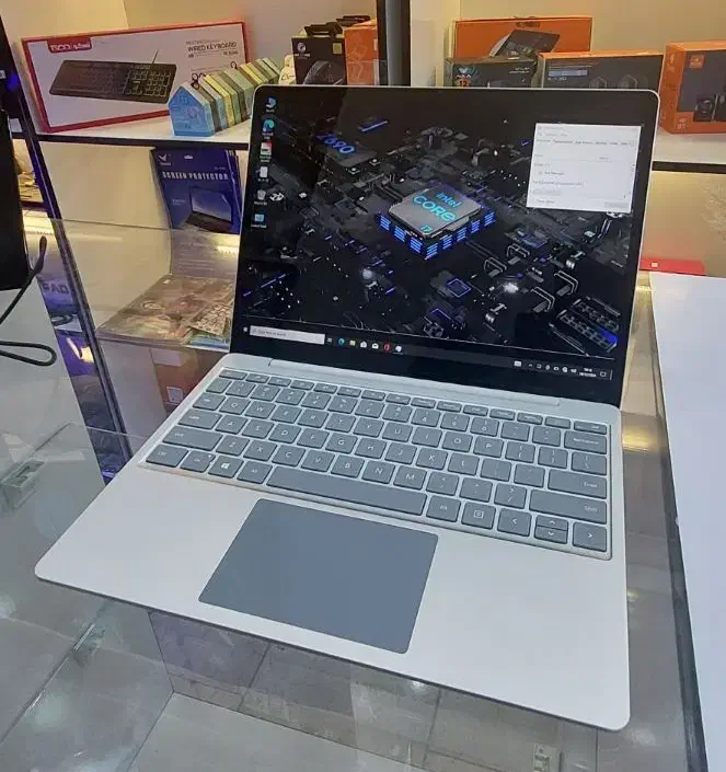 Surface GO|رایانه همراه|محمدیه-قزوین, |دیوار