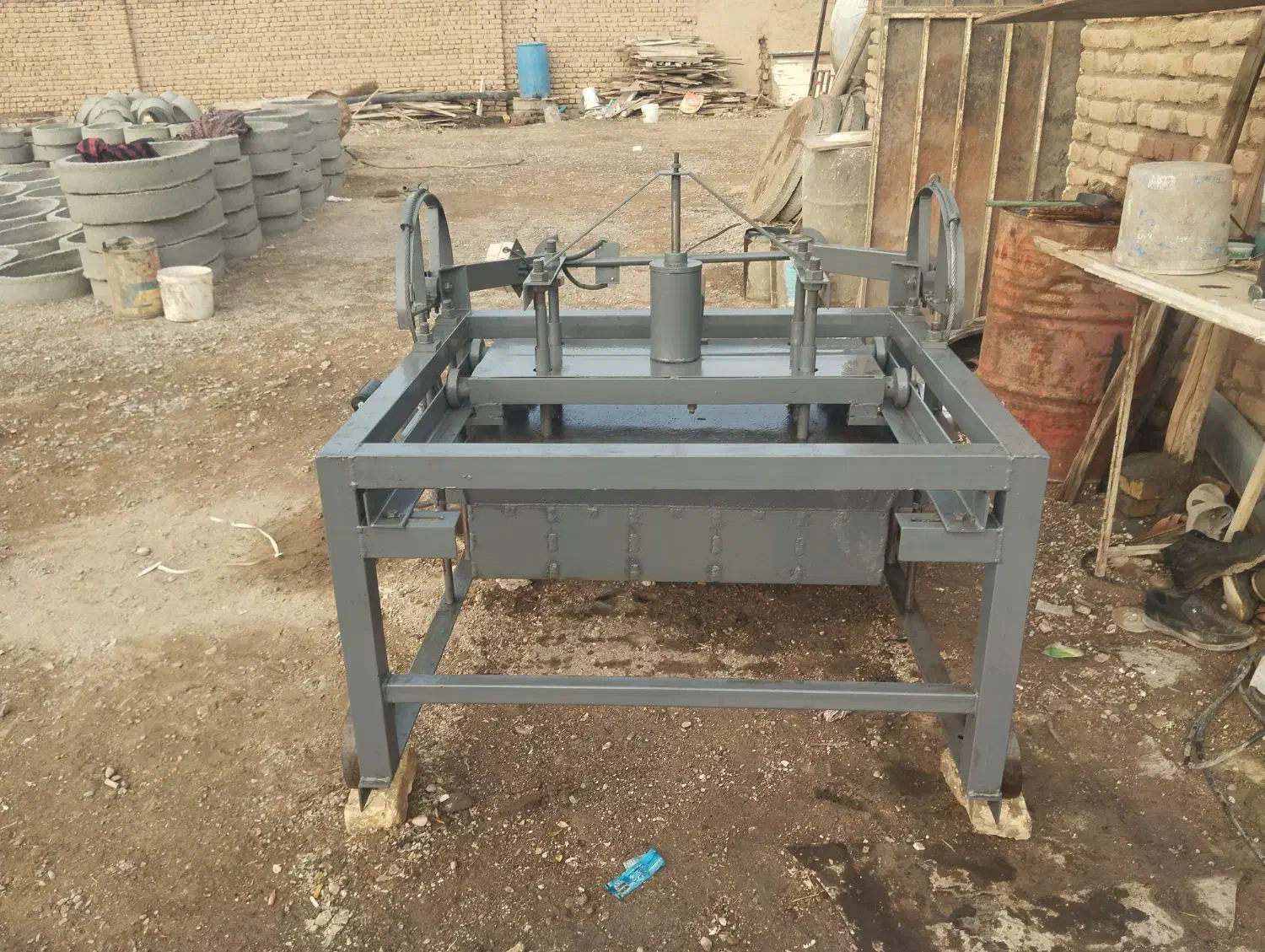 دستگاه بلوک زنی|ماشین‌آلات صنعتی|مشهد, باغ فراگرد|دیوار