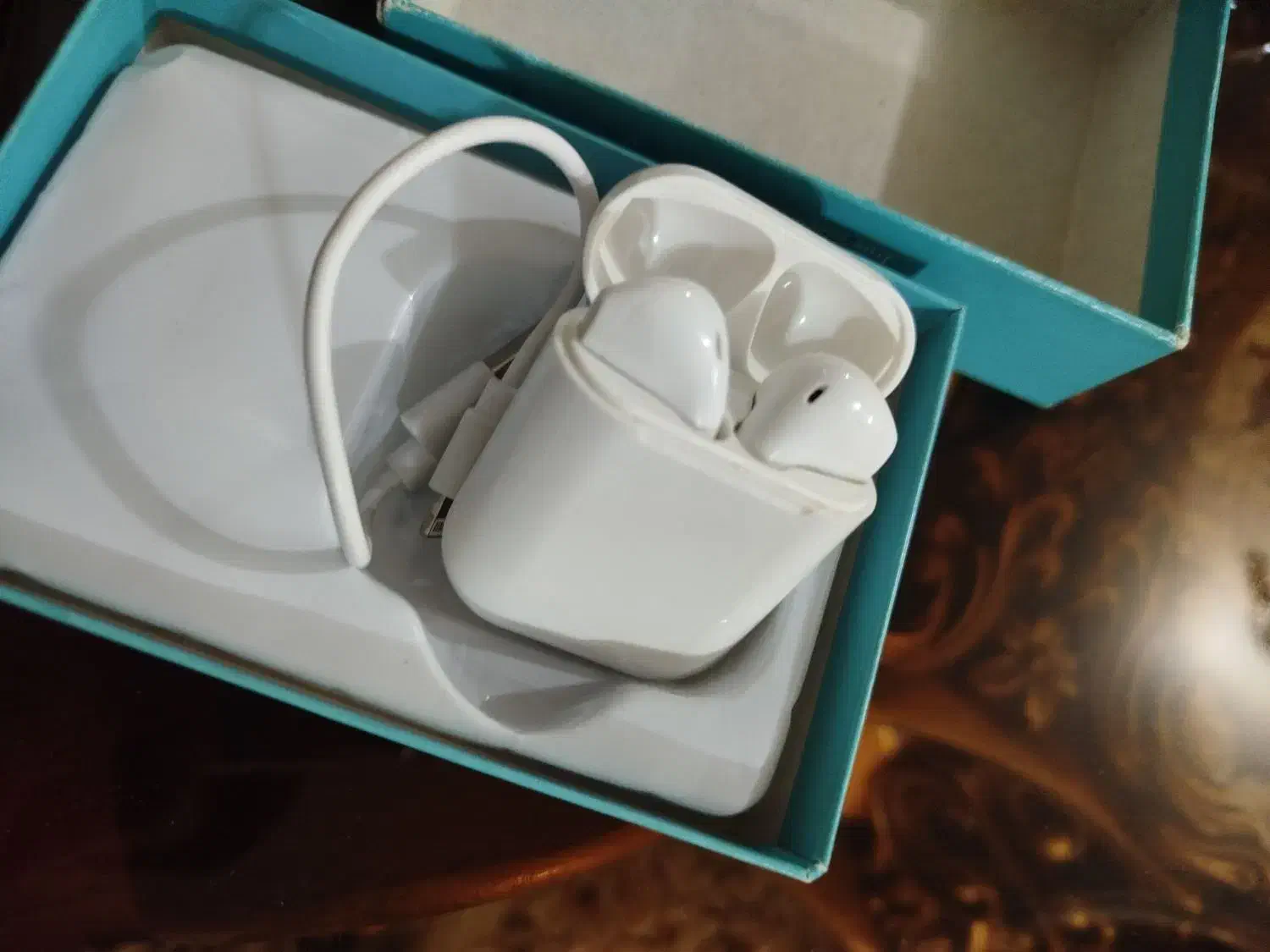 ایرپاد|لوازم جانبی موبایل و تبلت|بروجن, |دیوار