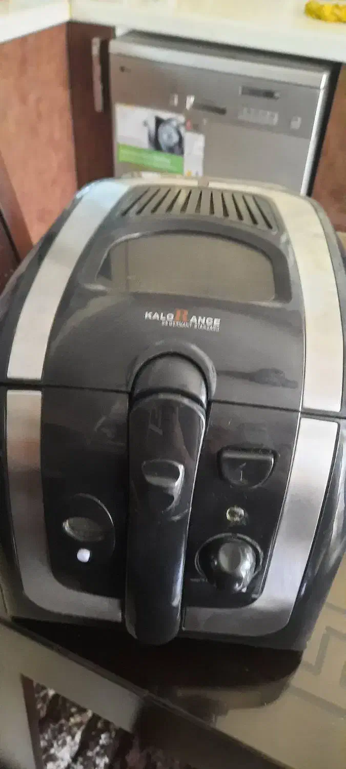 سرخکن.کاملا نو.دویاسه باراستفاده شده.|اجاق گاز و لوازم برقی پخت‌وپز|تهران, شادمان|دیوار