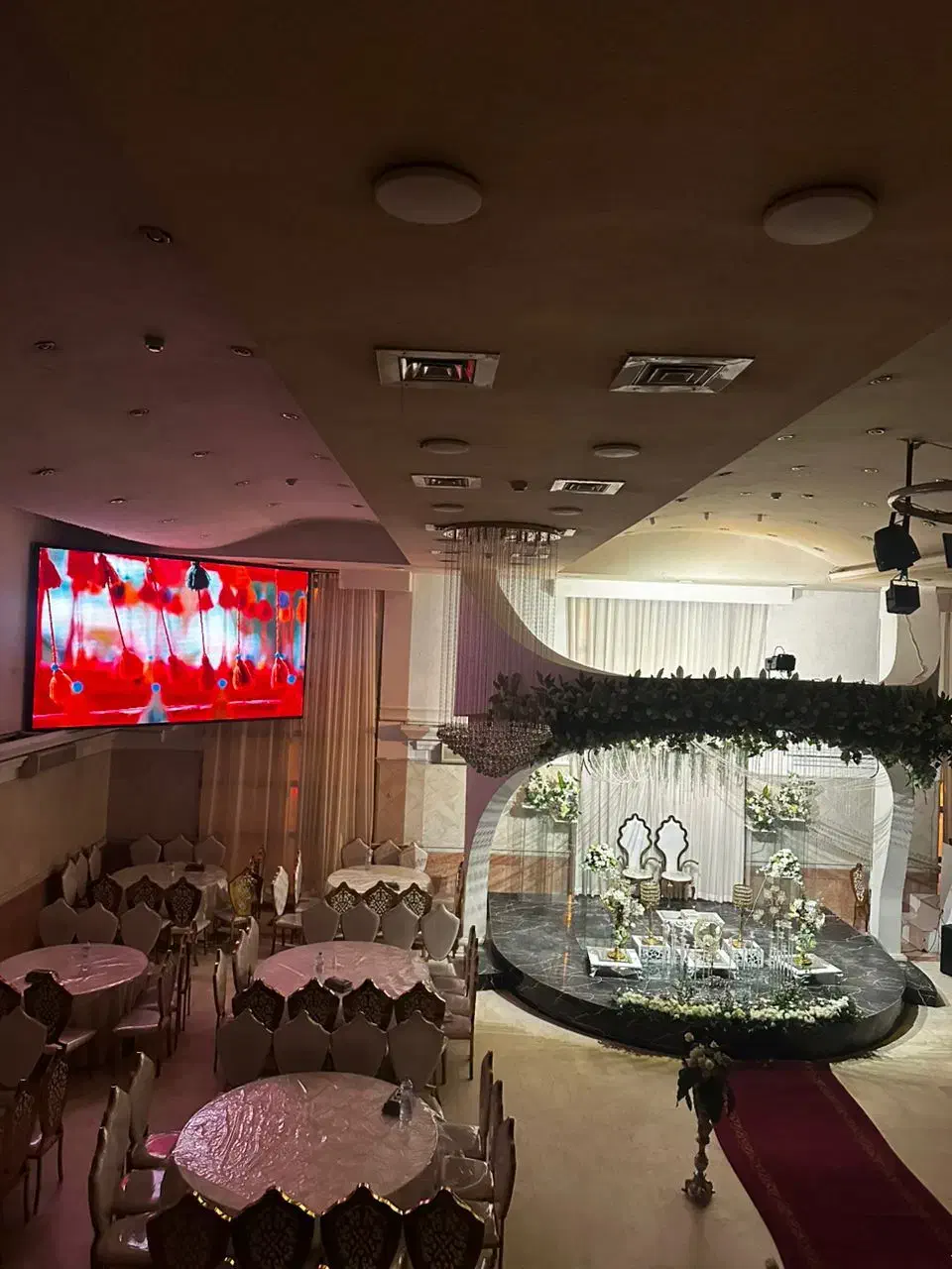 تالار بزرگ   غذا و میوه وشیرینی خدمات 195هزارتومان|خدمات پذیرایی، مراسم|مشهد, کوی سیدی|دیوار