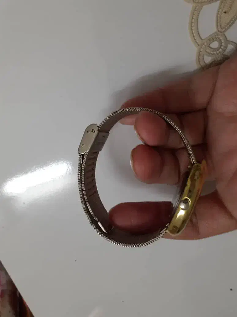 ساعت زنانه اصل عینک زنانه بدلیجات|ساعت|قم, نخودی|دیوار