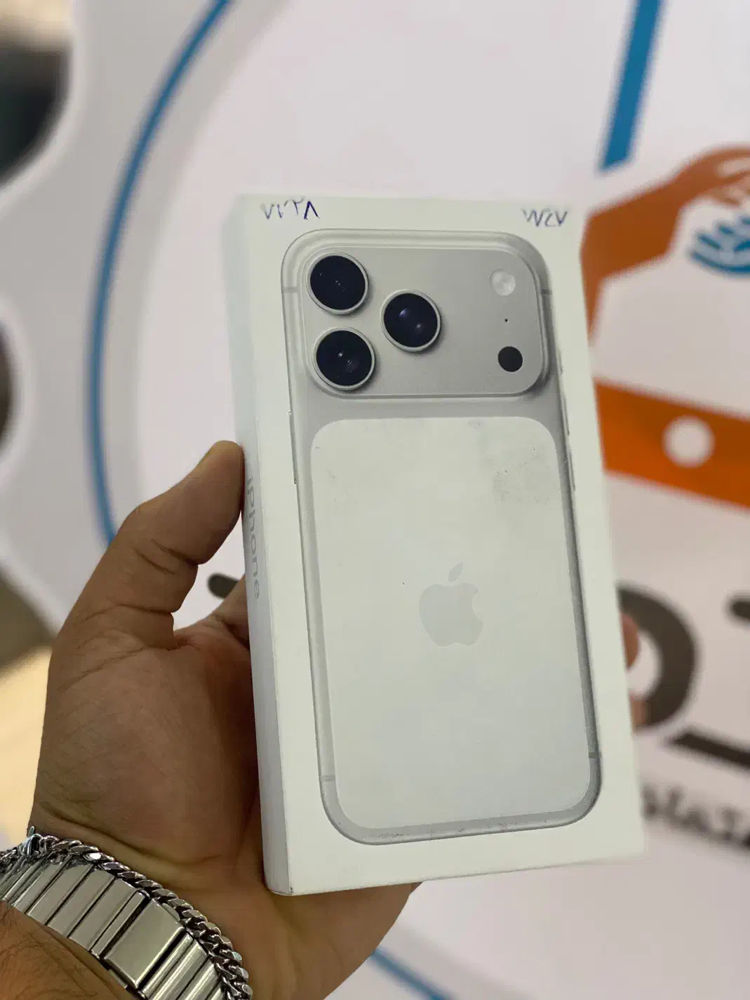 با بهترین شرایط اقساط/صاحب بهترین 17پرو بشو|موبایل|اصفهان, احمدآباد|دیوار