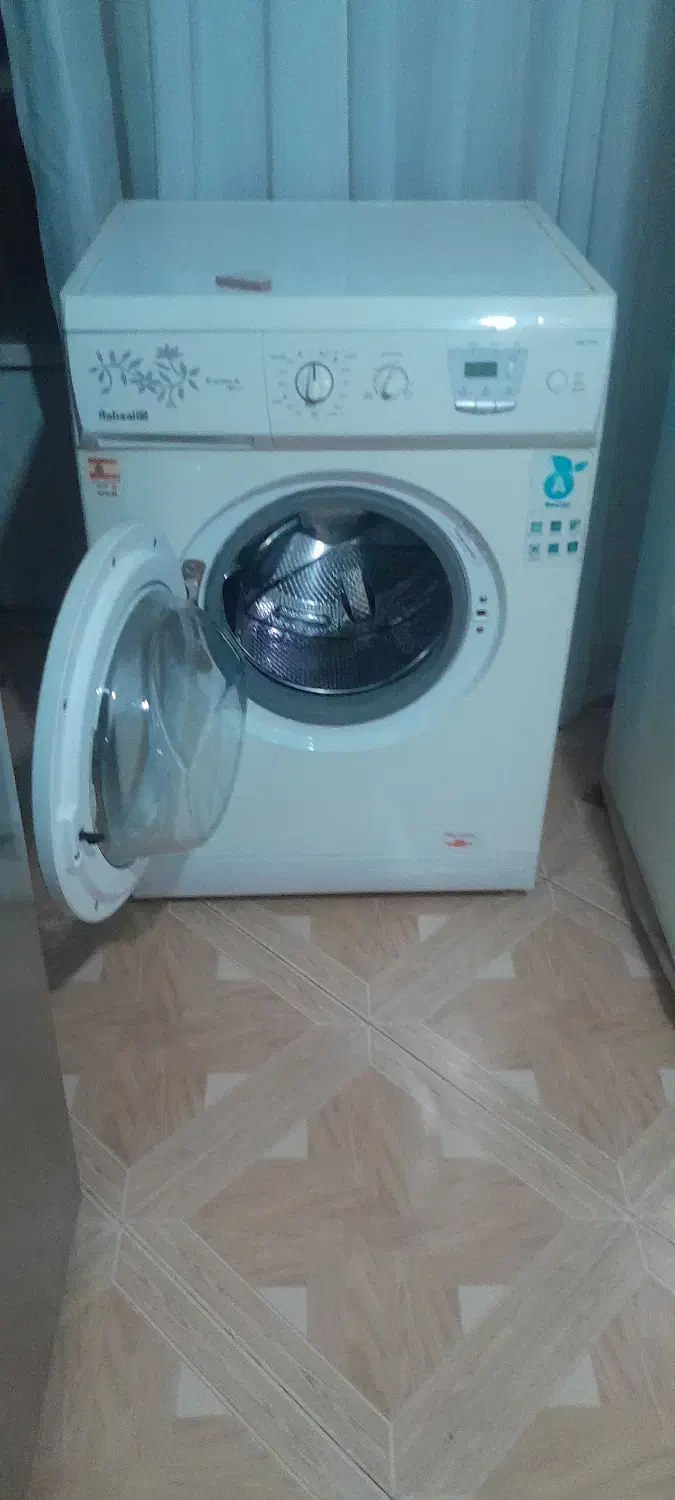 ماشین لباس شویی ۵ کیلو مدل آبسال به فروش می رسد|ماشین لباسشویی و خشککن لباس|قوچان, |دیوار