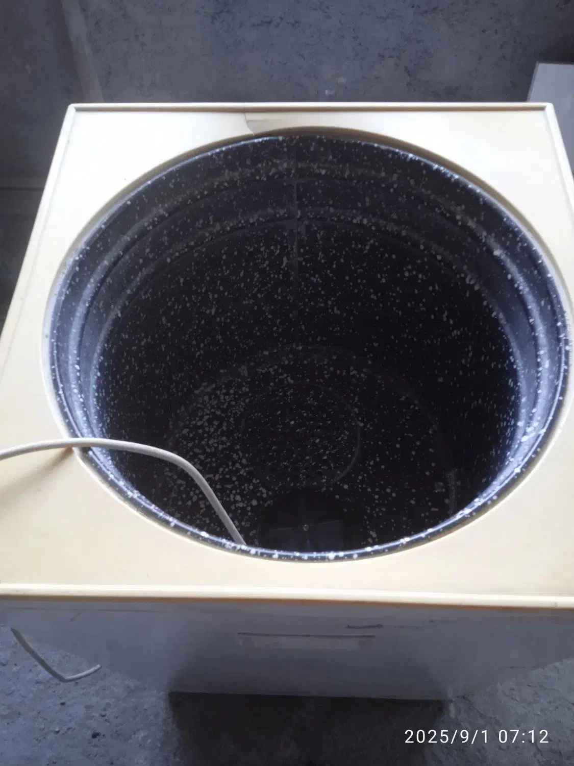 ماشین لباس شویی قدیمی|ماشین لباسشویی و خشککن لباس|گلپایگان, |دیوار