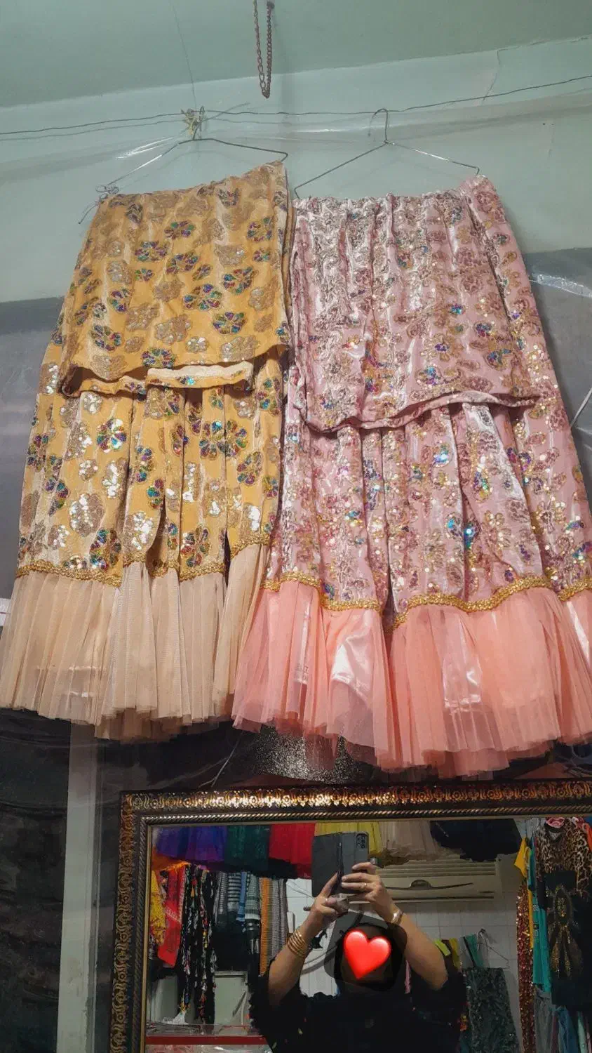 لباس محلی|لباس|چادگان, |دیوار