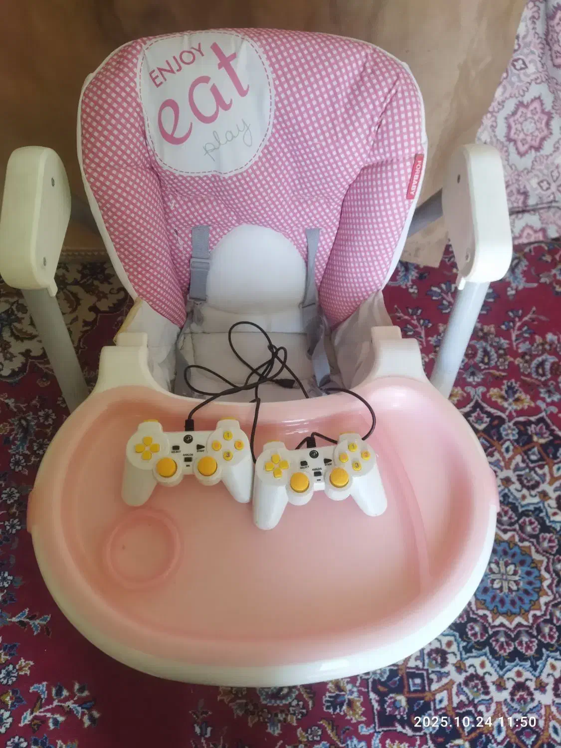 یک صندلی چرخدار کودک و دو عدد دسته بازی سالم|اسباب و اثاث بچه|سبزوار, قصبه غربی|دیوار