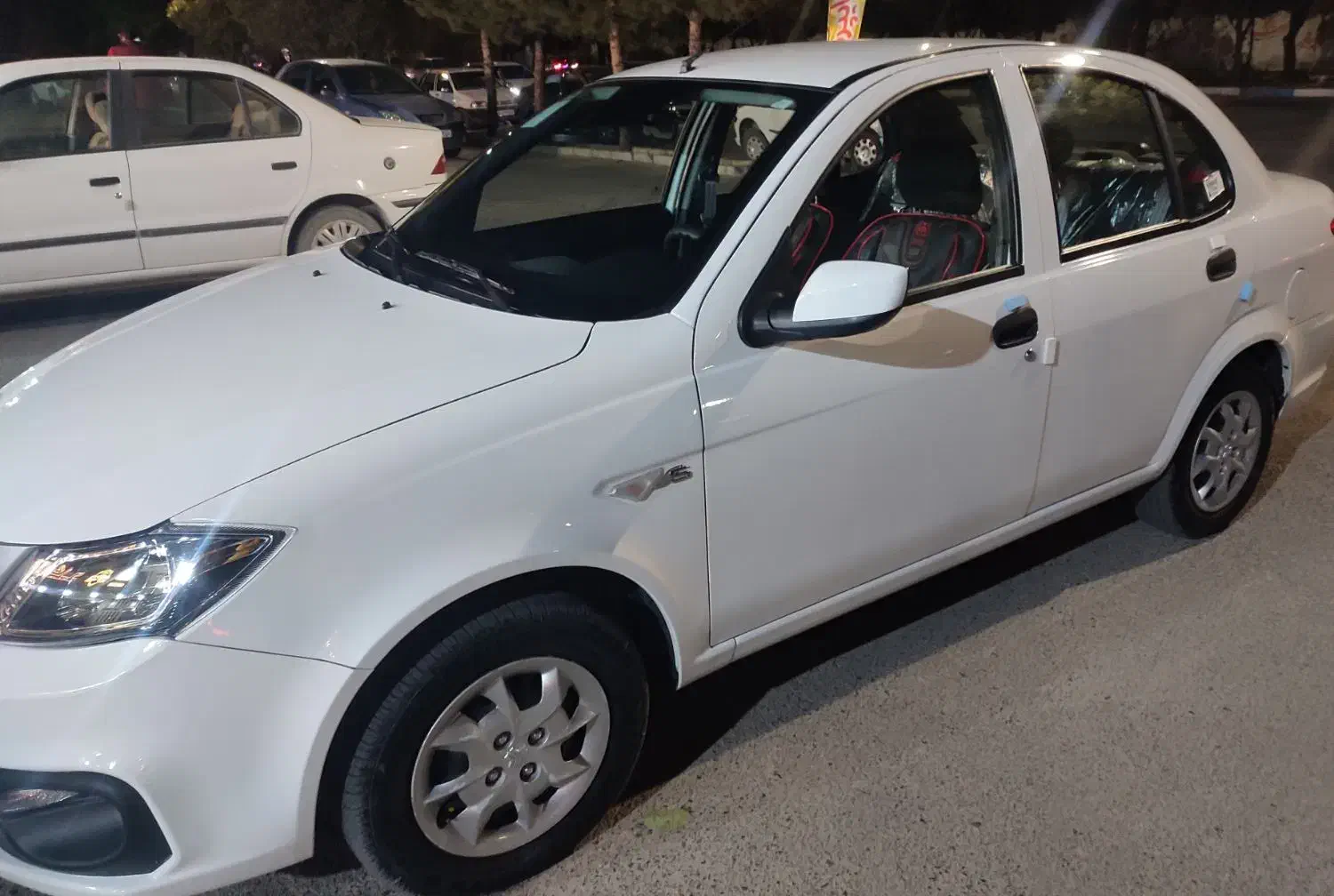 ساینا|خودرو سواری و وانت|خمین, |دیوار