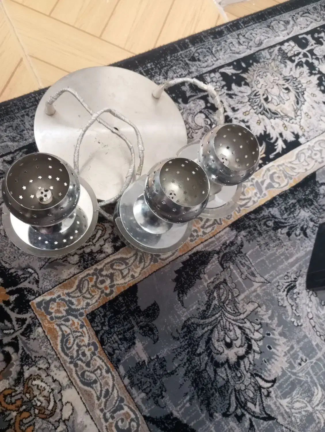 لوستر سه شاخه اسطبل به فروش می رسد|لوستر و چراغ آویز|کرج, بنیاد|دیوار