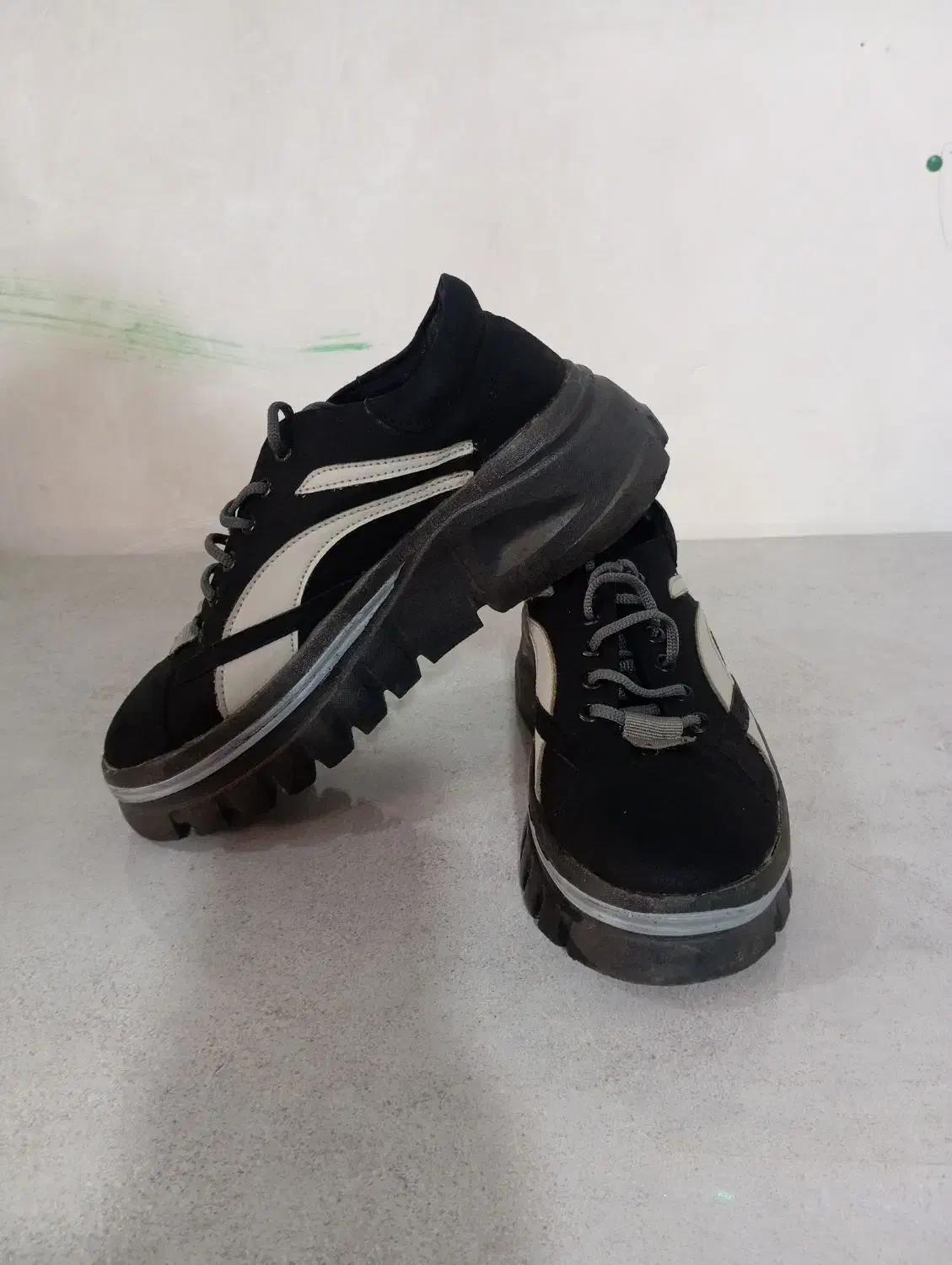 کفش راحتی و در حد نو|کیف، کفش، کمربند|میاندوآب, |دیوار