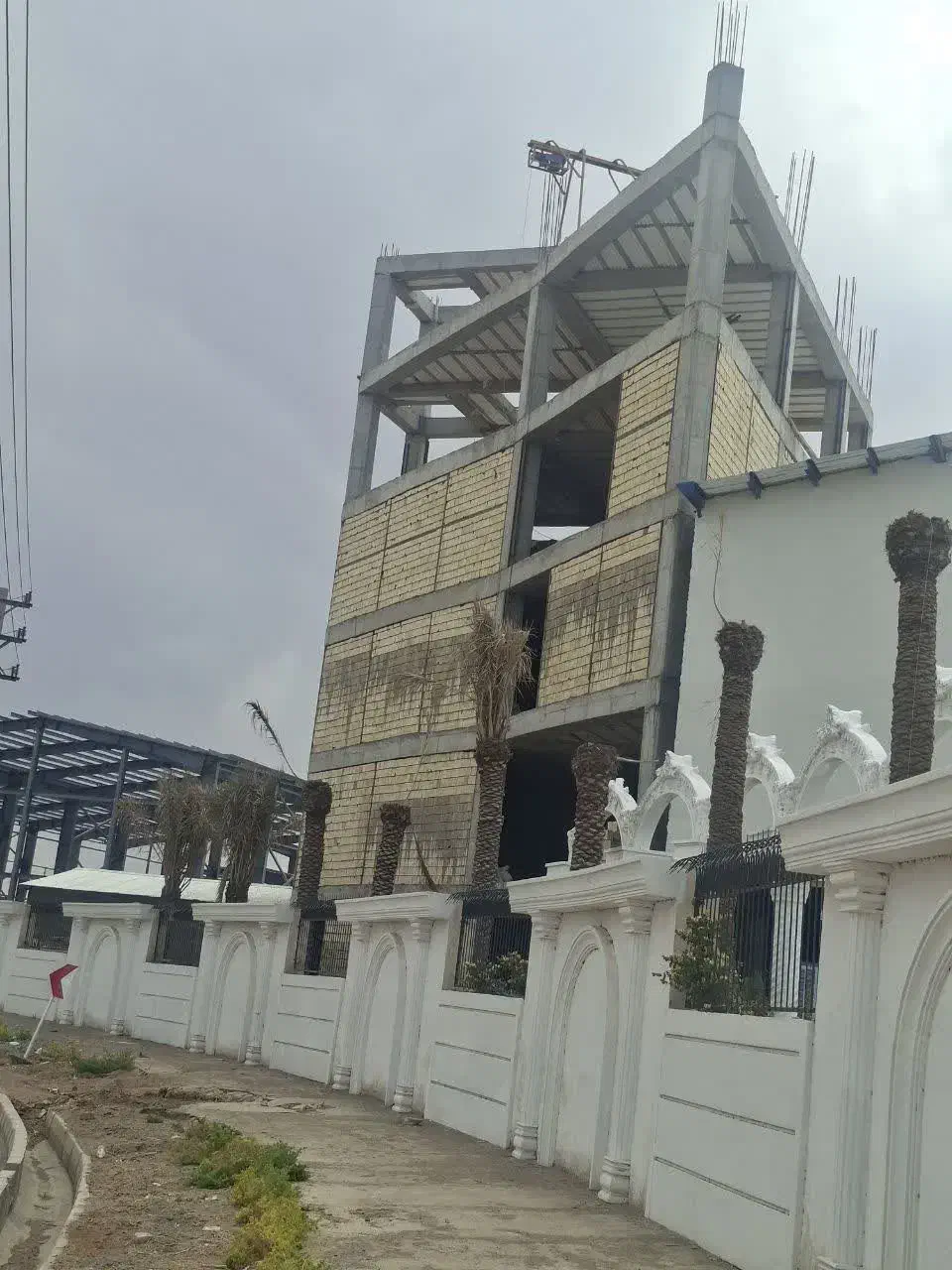 آرماتوربندی واجرای سقف تیرچه|خدمات پیشه و مهارت|قم, قلعه یزدیها|دیوار