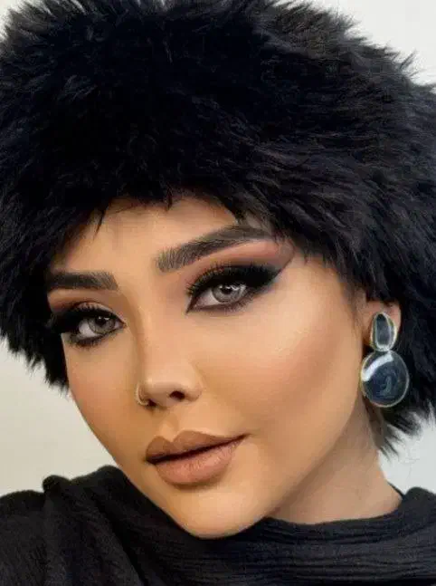 میکاپ شنیون و آموزش با بهترین اساتید|خدمات آرایشگری و زیبایی|کرج, گلشهر|دیوار